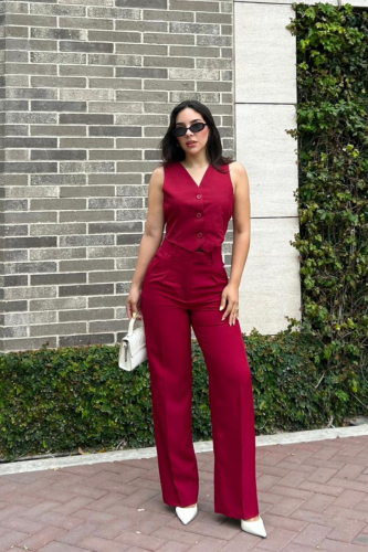 Conjunto Capriana - Vino